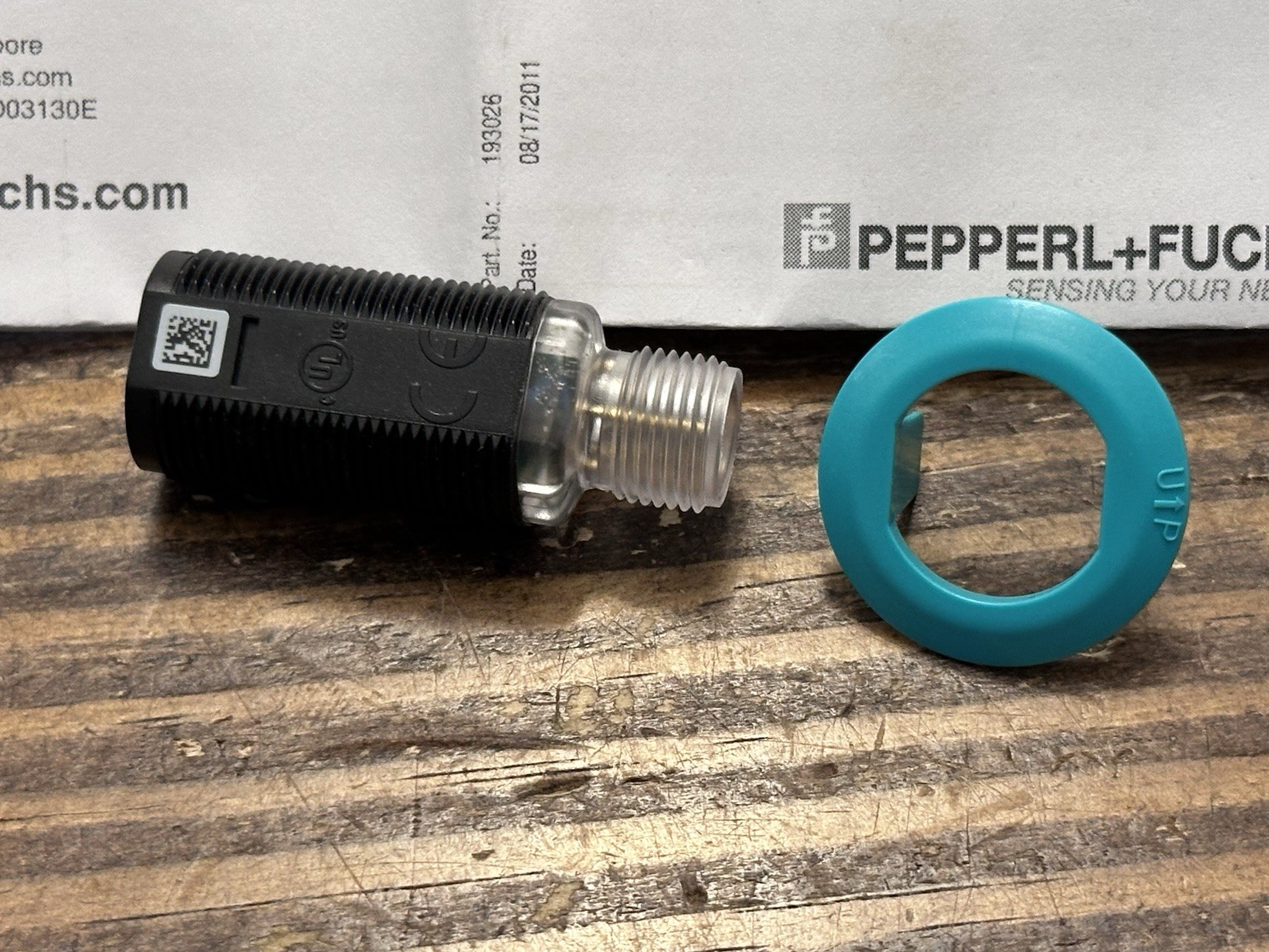 New PEPPERL+FUCHS Retroreflective Sensor GLV18-55/25/103/159 Part #193026