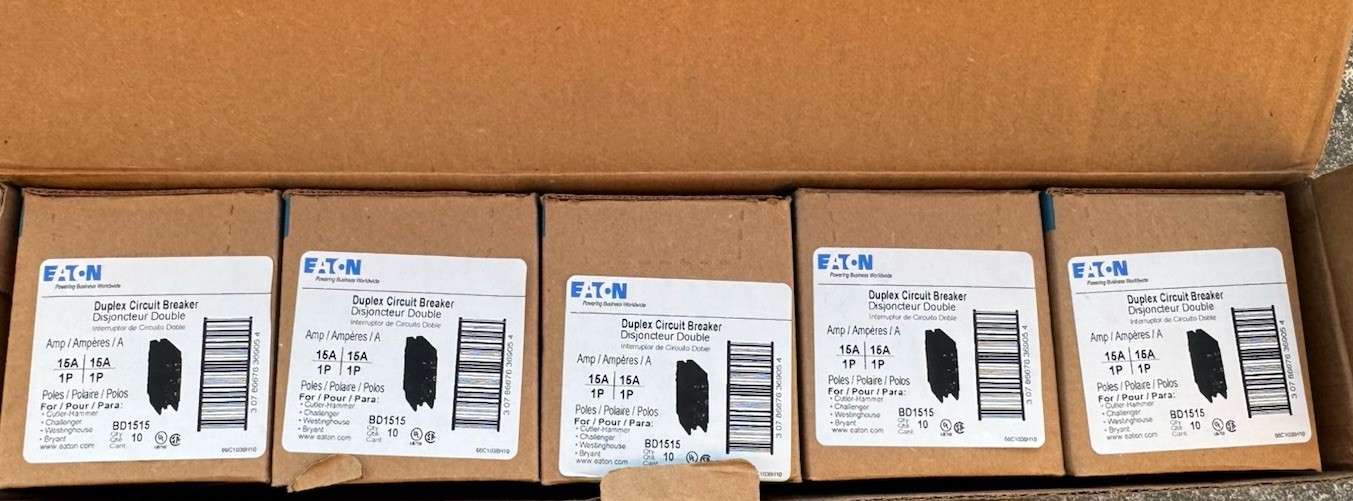 Lot Of 10 Eaton Type BR 15-amp Tandem Circuit Breaker BD1515