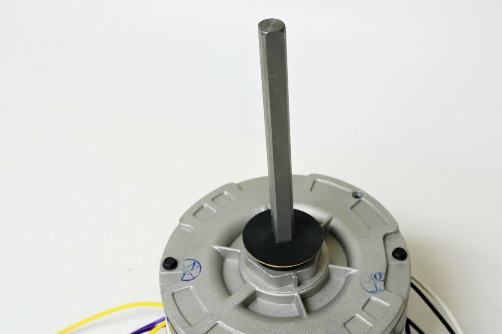 Air Conditioner Condenser Fan Motor 1/4 HP 230 Volts 1075 RPM EM-3728 OGD1026
