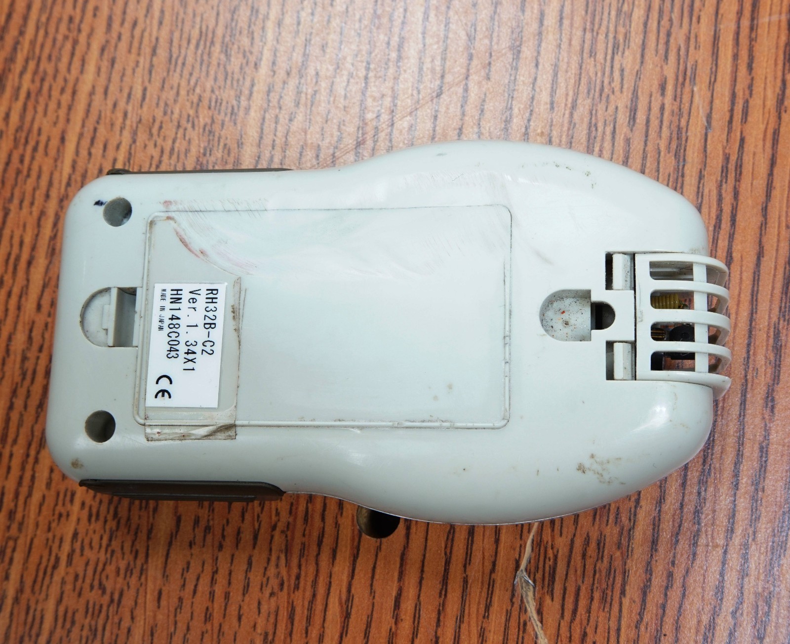 Omega RH32B Temperature Humidity Handheld Data Logger -10 to 50°C (14 to 122°F)