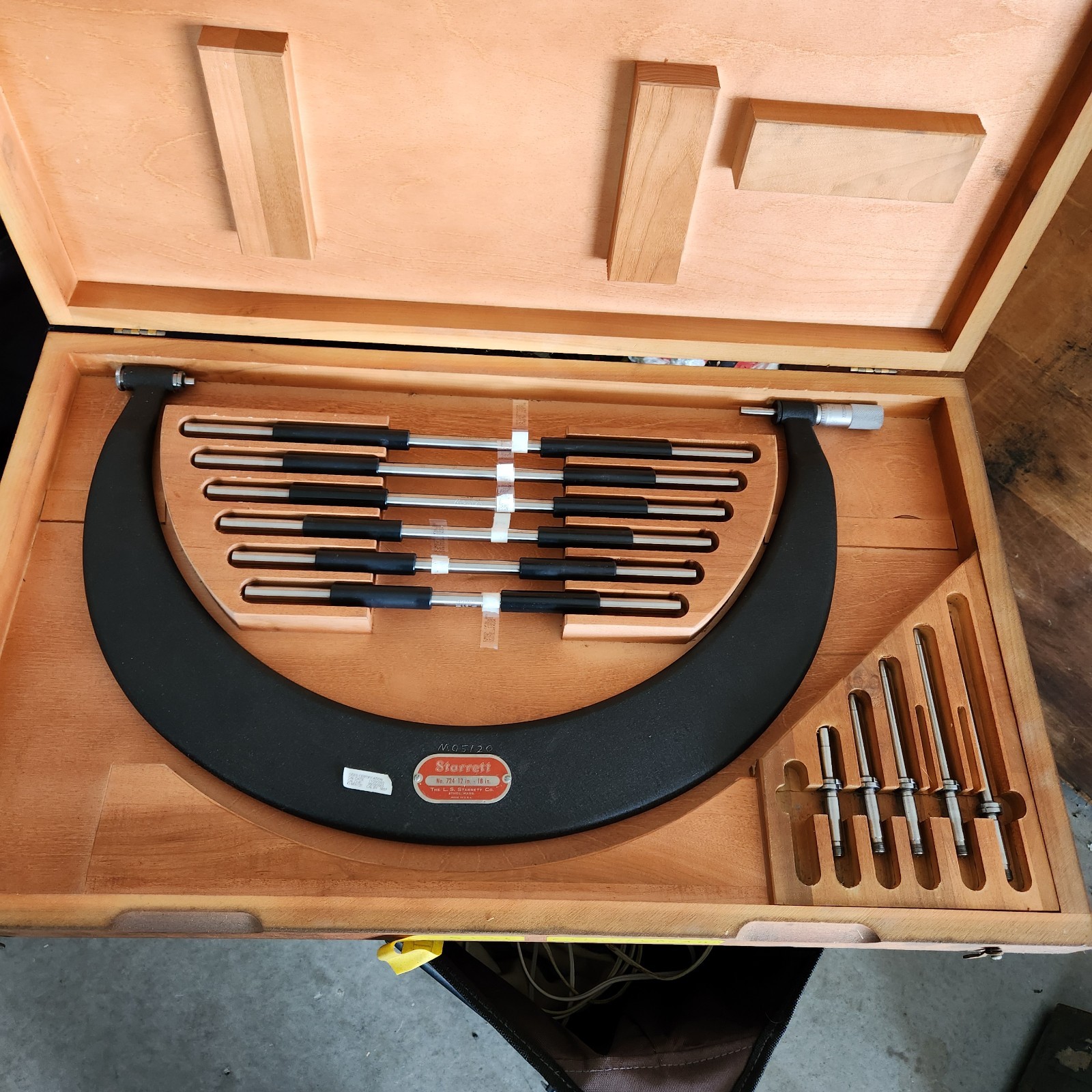 Starrett Micrometer Outside #724 12″-18″ Inch With Interchangable Heads