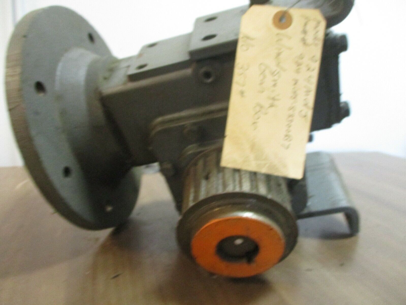 Winsmith Gear Reducer 924MDJ Ratio 10:1 2.77 HP In 1800 RPM In Used