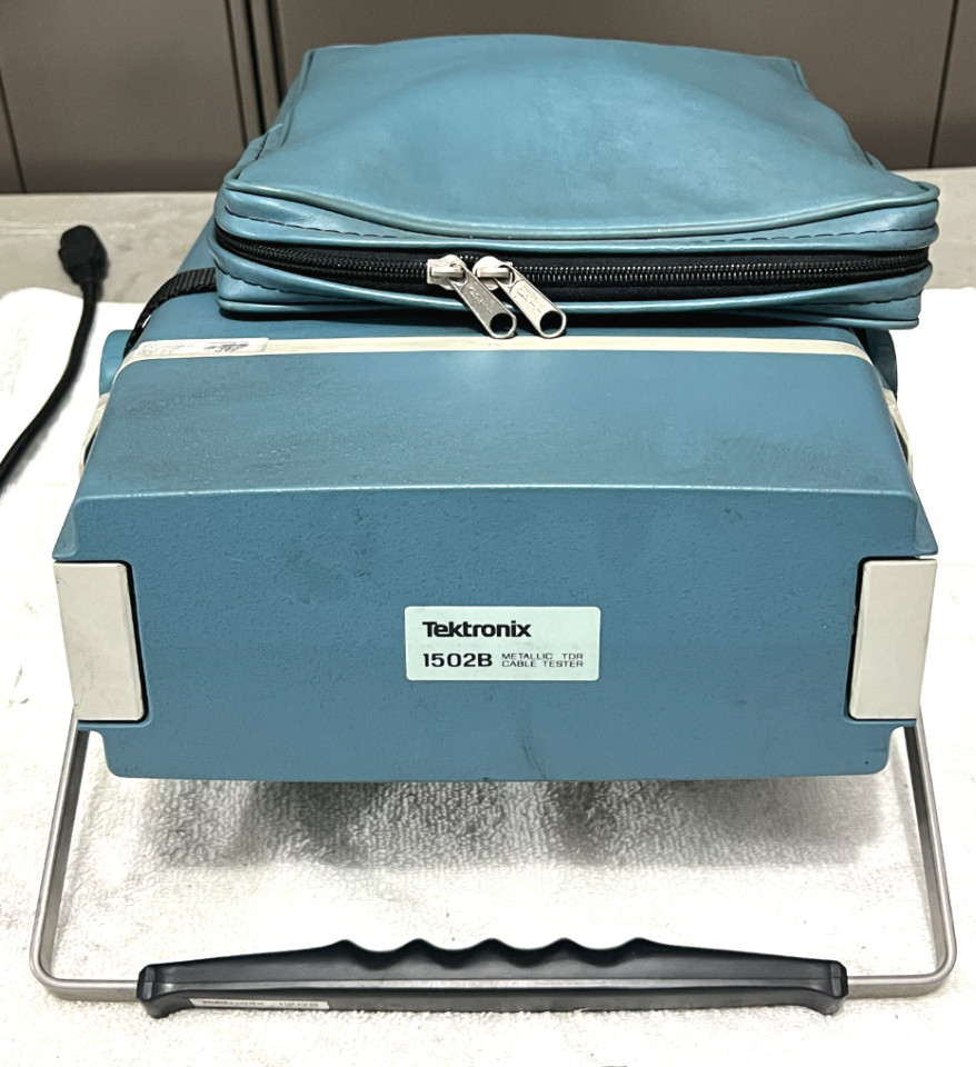 Tektronix 1502B Metallic Time-Domain Reflectometer TDR Benchtop Cable Tester