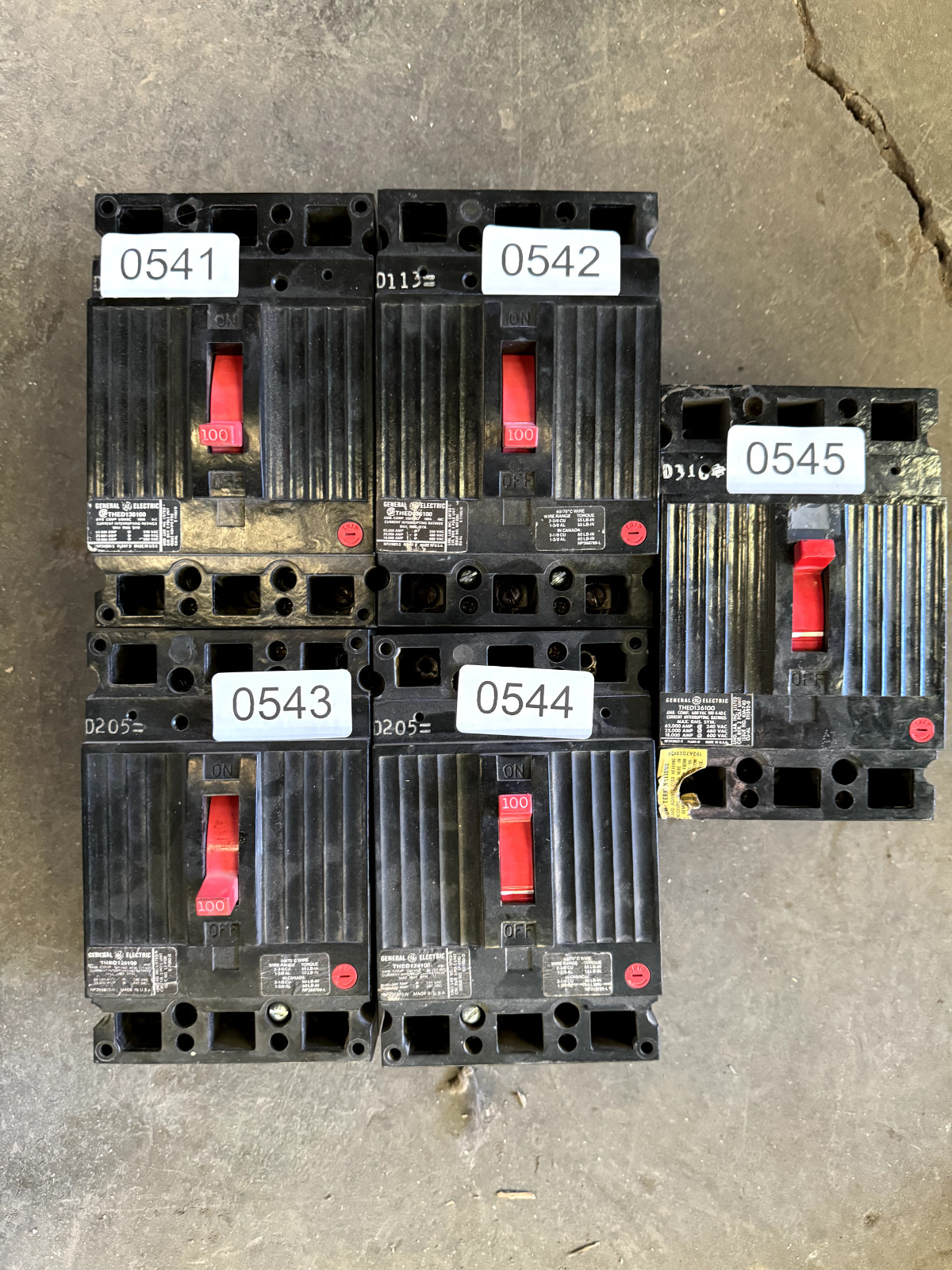 General Electric THED136100 Circuit Breaker 100 Amps 600 Vac 3 Poles