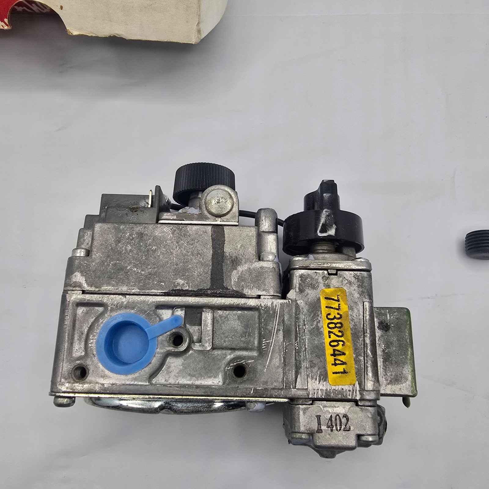 Robertshaw 710-503 Millivolt Gas Valve 250-750MV Fireplace 3/8