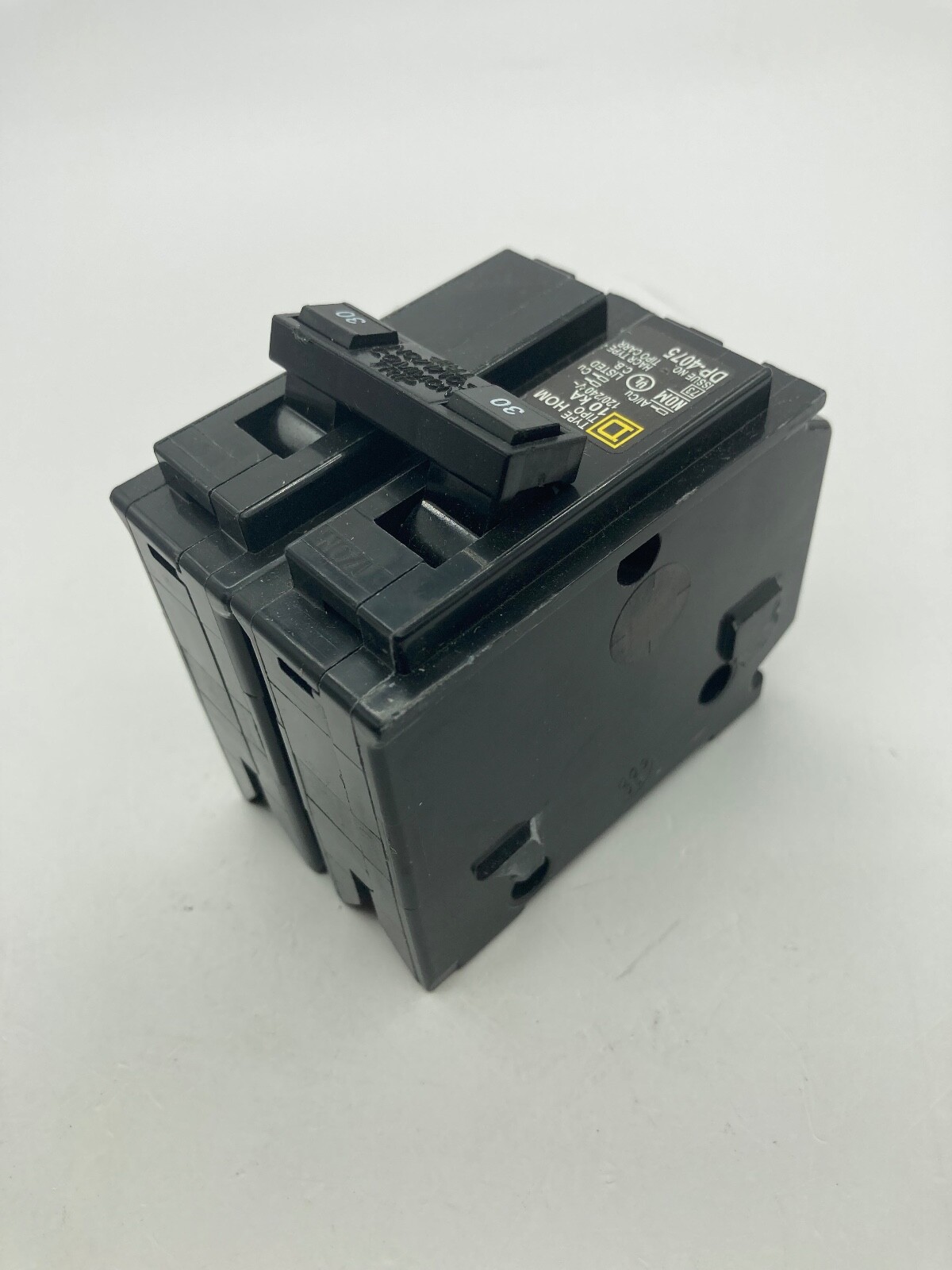 Square D Homeline HOM230 2 Pole 30 Amp 120 240V Type HOM Plug In Circuit Breaker