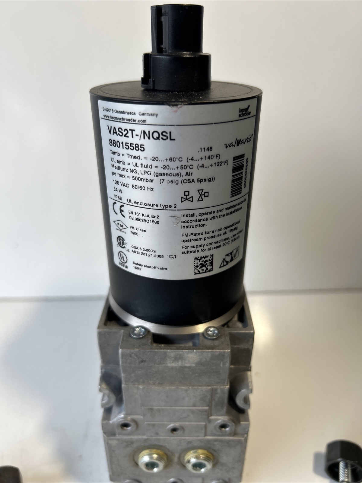 KROMSCHRODER – VAS2T-NQSL – GAS SOLENOID VALVE – Size 2 – 120 V – 1.5″ Out (NEW)