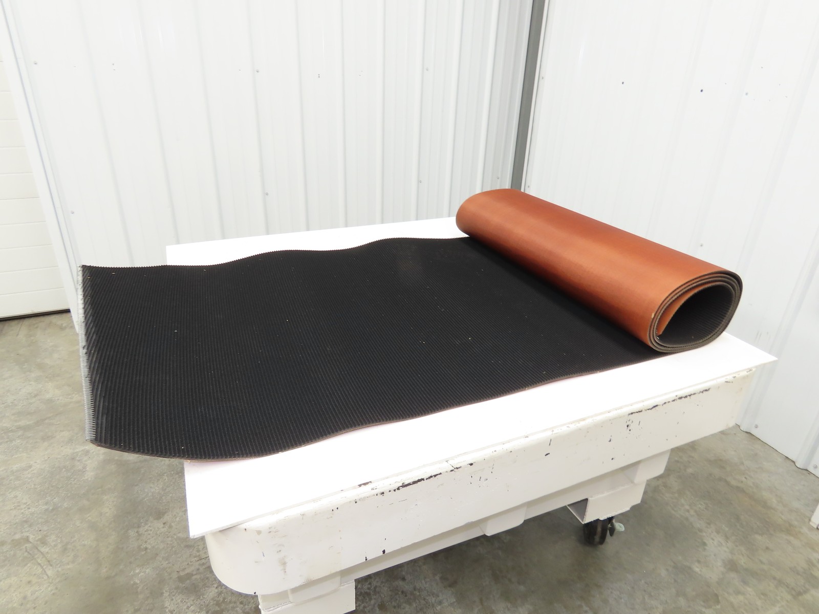 34″W x 12′ 4″ Grip-Top Incline Conveyor Belt Laced 2-Ply Black Rubber PHR2-160