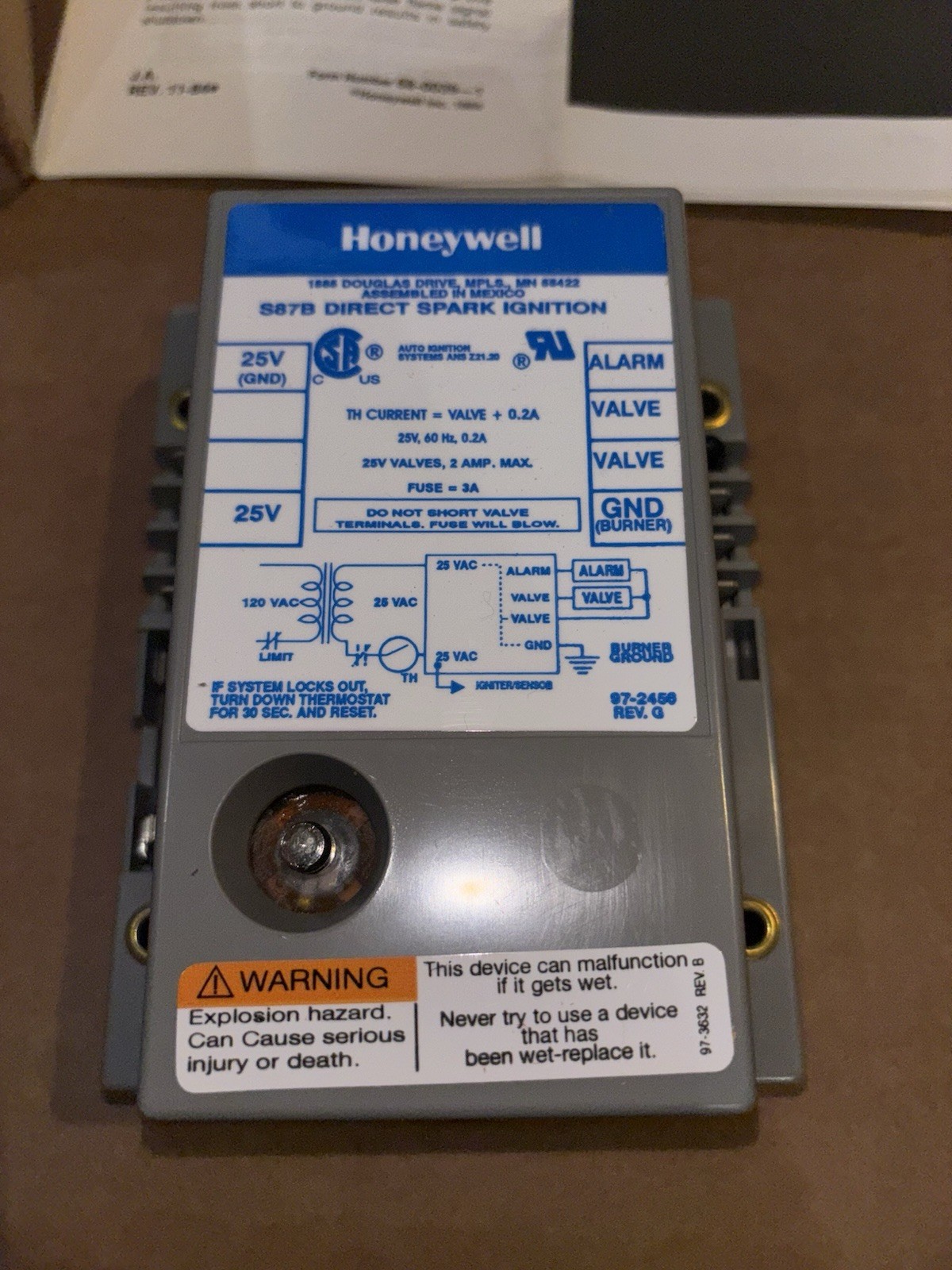 S87B 1024 / Honeywell Direct Spark IGNITION CONTROL MODULE, 21 SEC. LOCKOUT, NOS