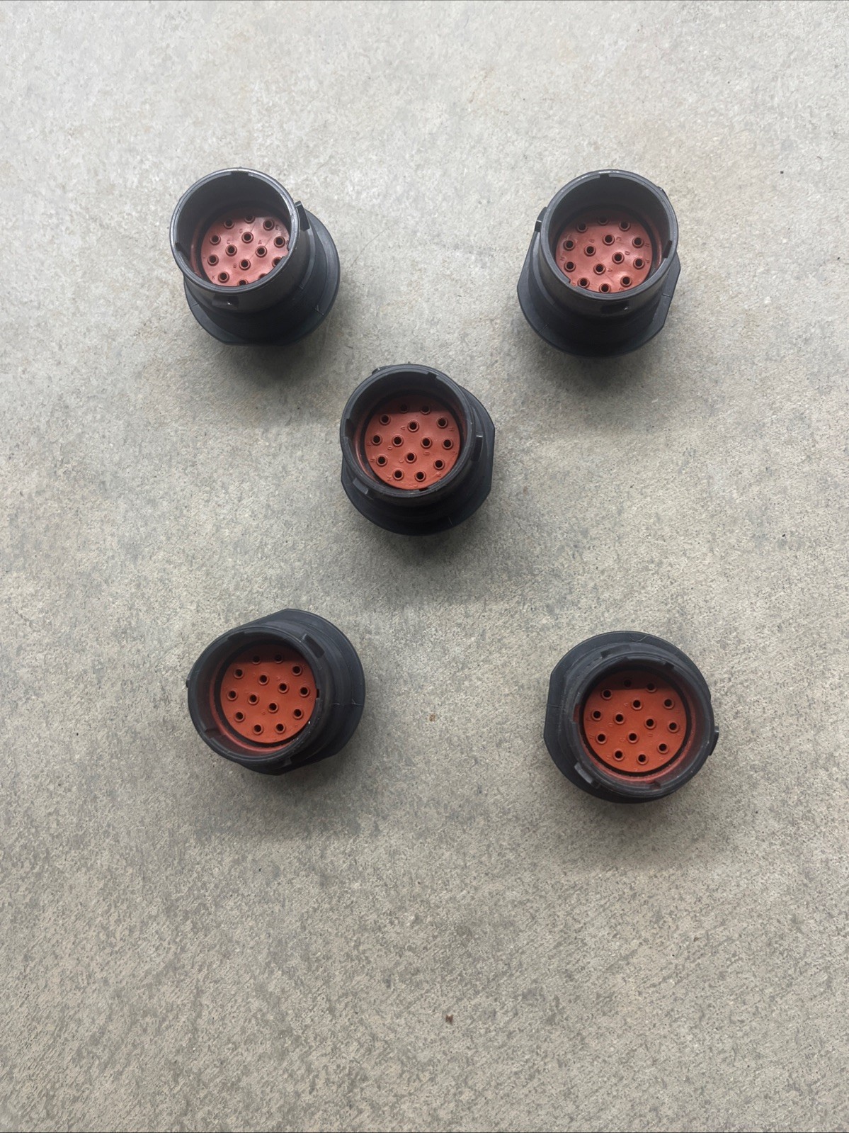 TE Connectivity Deutsch Circular Male Plug Connector Housing HD36-18-14PE Qty-5
