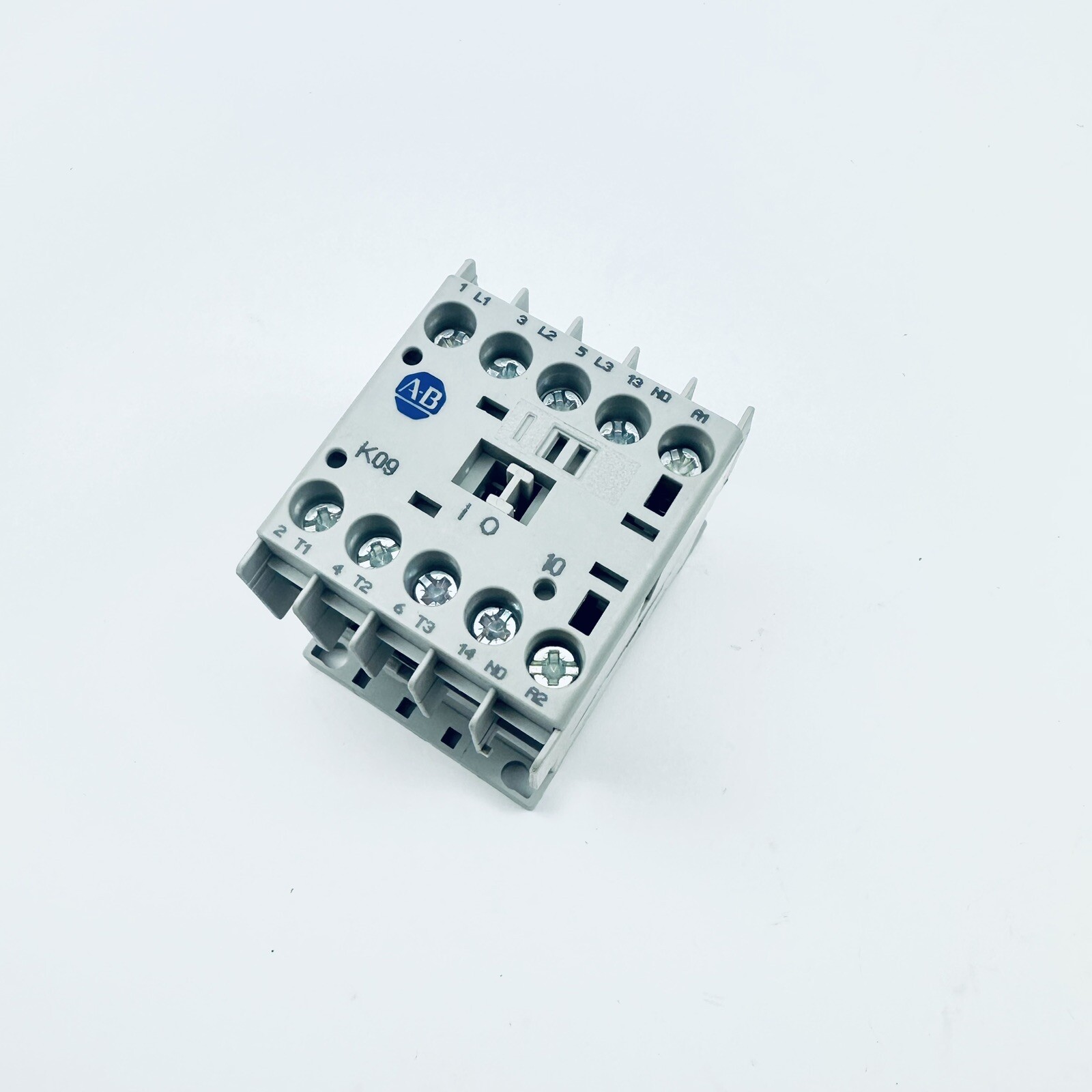 Allen Bradley 100-K09*10 Miniature Contactor 9AMP, 3-Pole + 1 NO