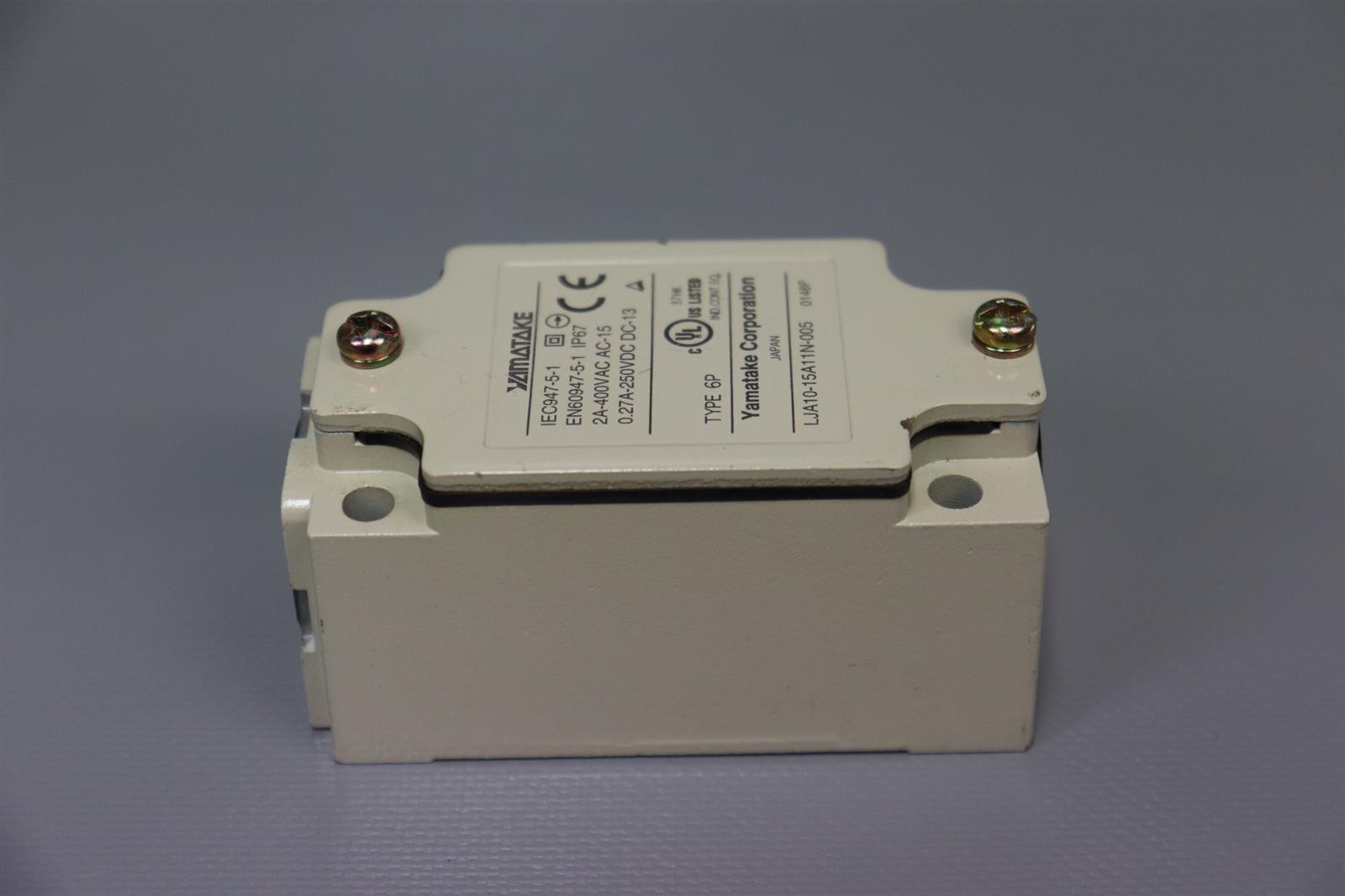 Yamatake LJA10-15A11N-005 Limit Switch Type 6P IP67 0148P LJA1015A11N005 Unused
