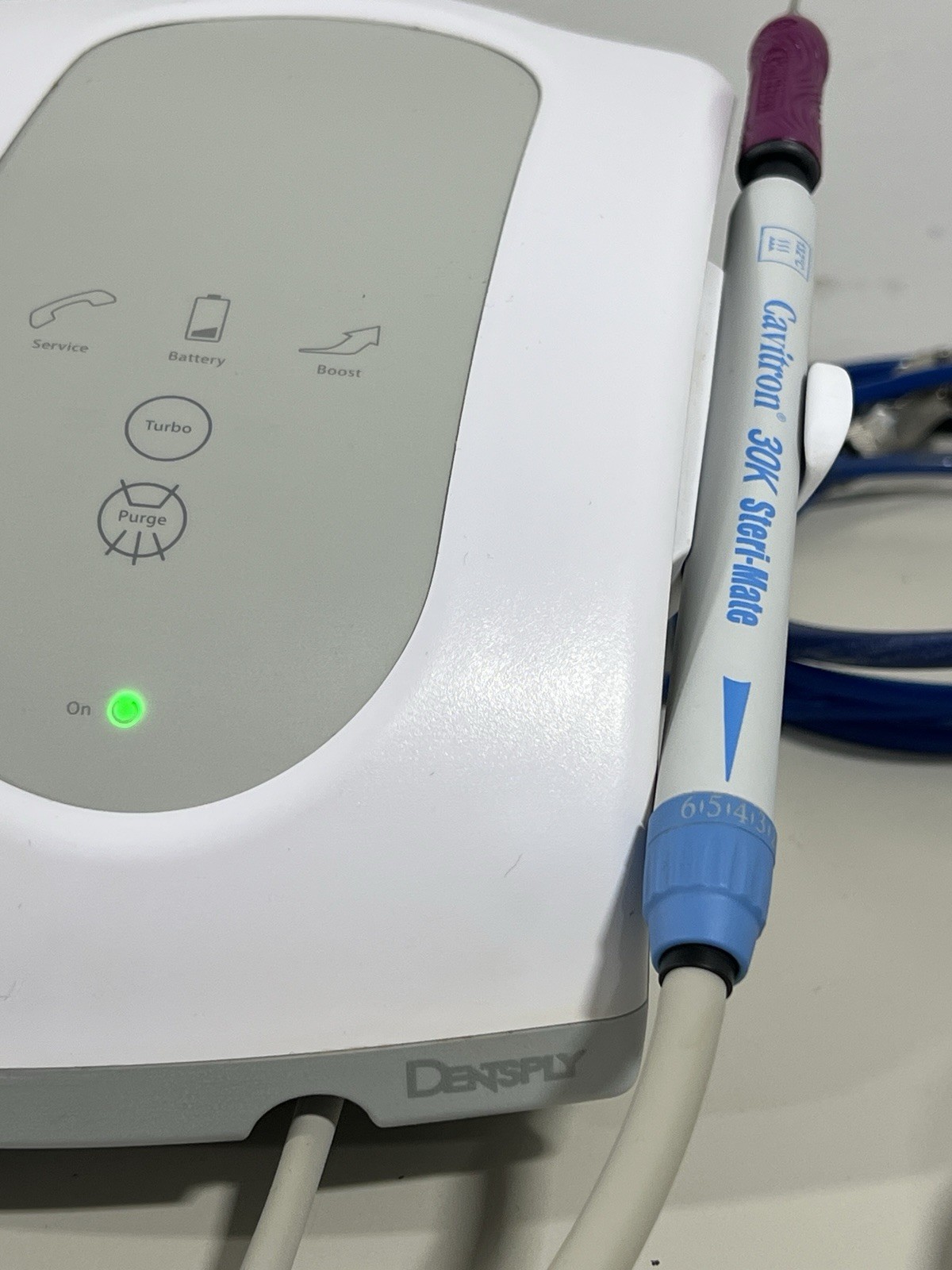 2022 Dentsply Cavitron Plus Gen-136 Ultrasonic Scaler with Tip. Excellent!!!