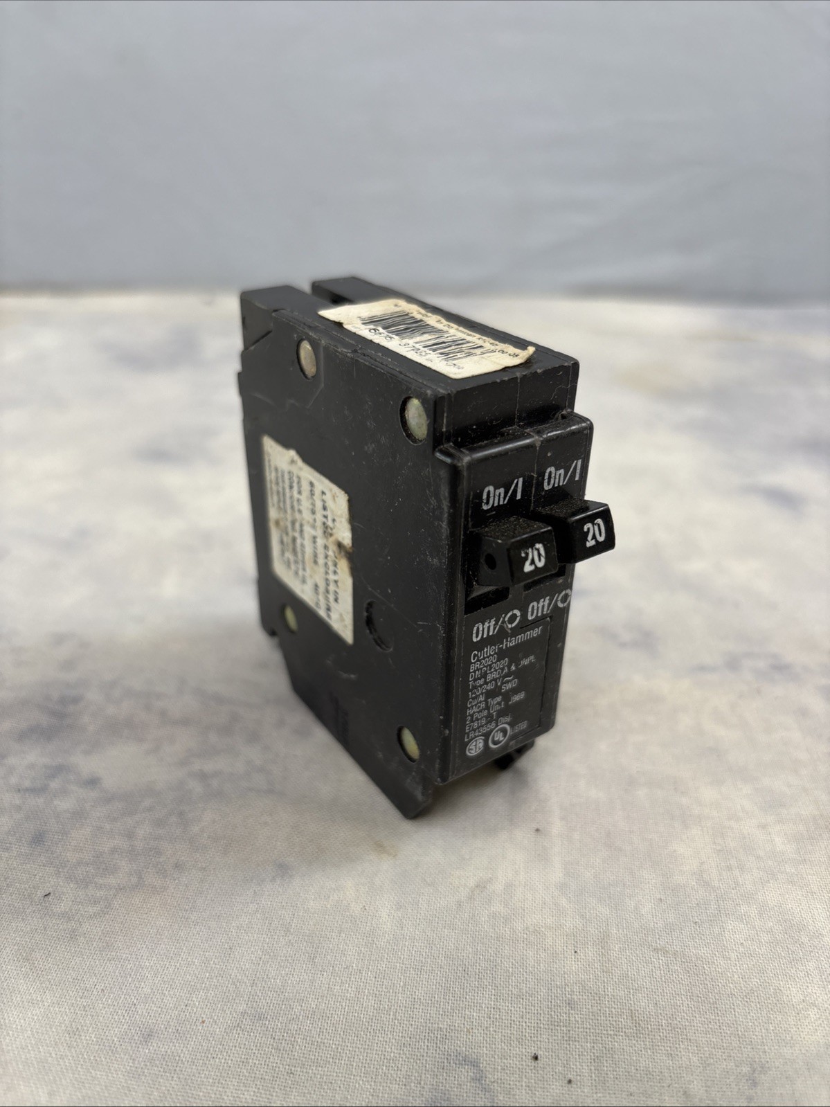 BR2020 20/20 Amp 2 Pole 120/240V Type BRD,A&DNPL Circuit Breaker