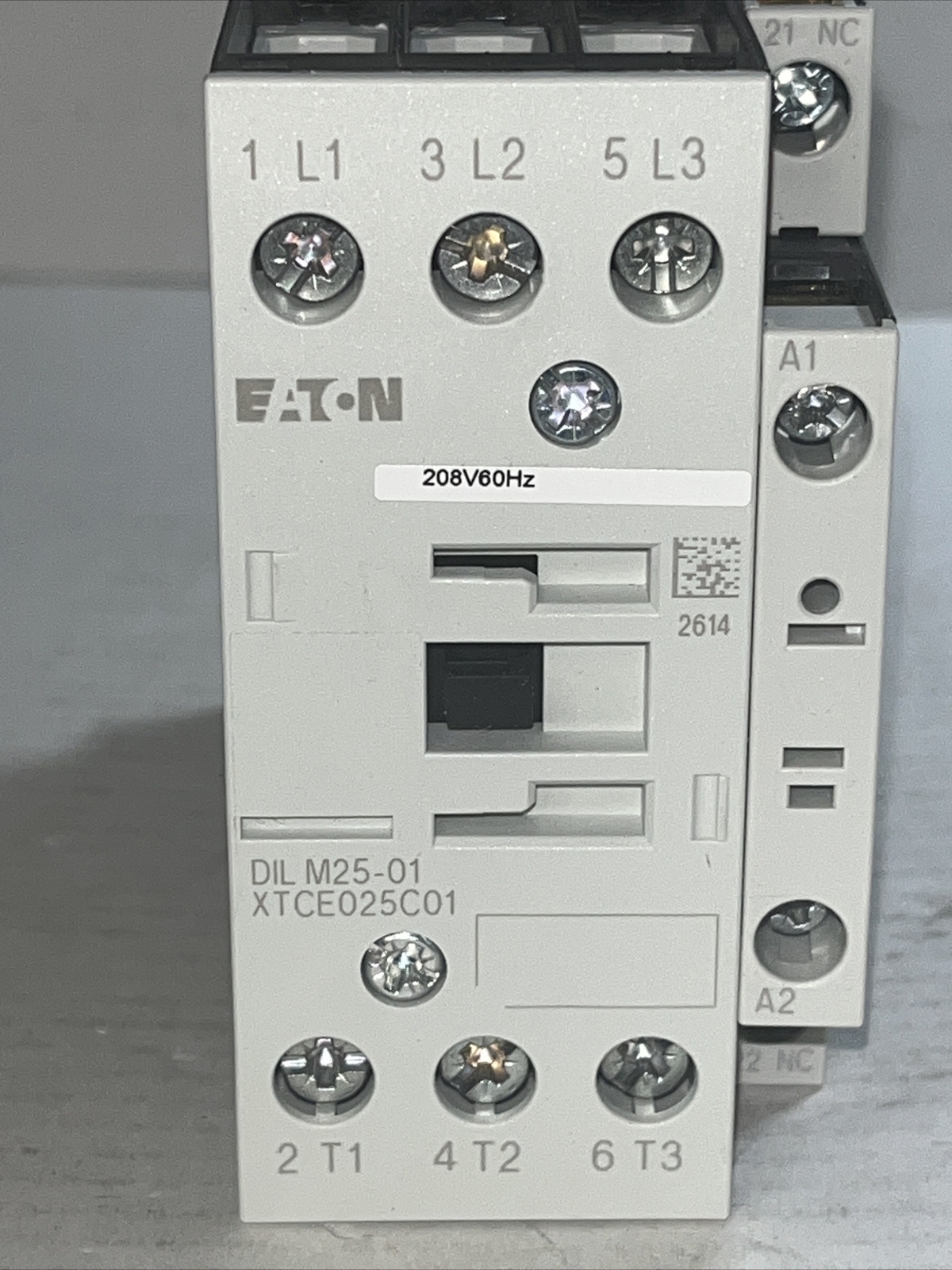 Eaton XTCE025C01, DIL M25-01, 208/60HZ, 3pol, Contactor, New Open Boxes