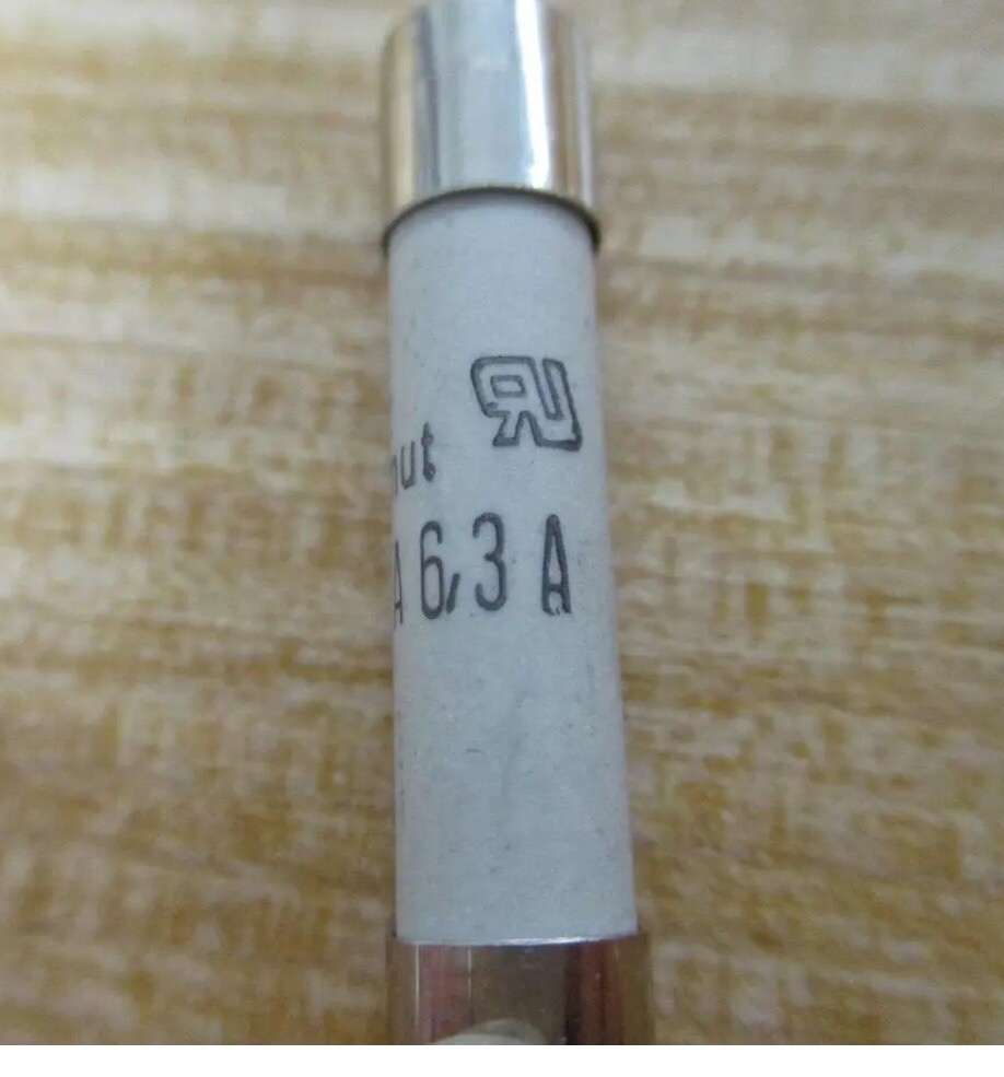 *QTY 24* Ferraz Shawmut A085445 Fuse 500V FA 6.3A. P2