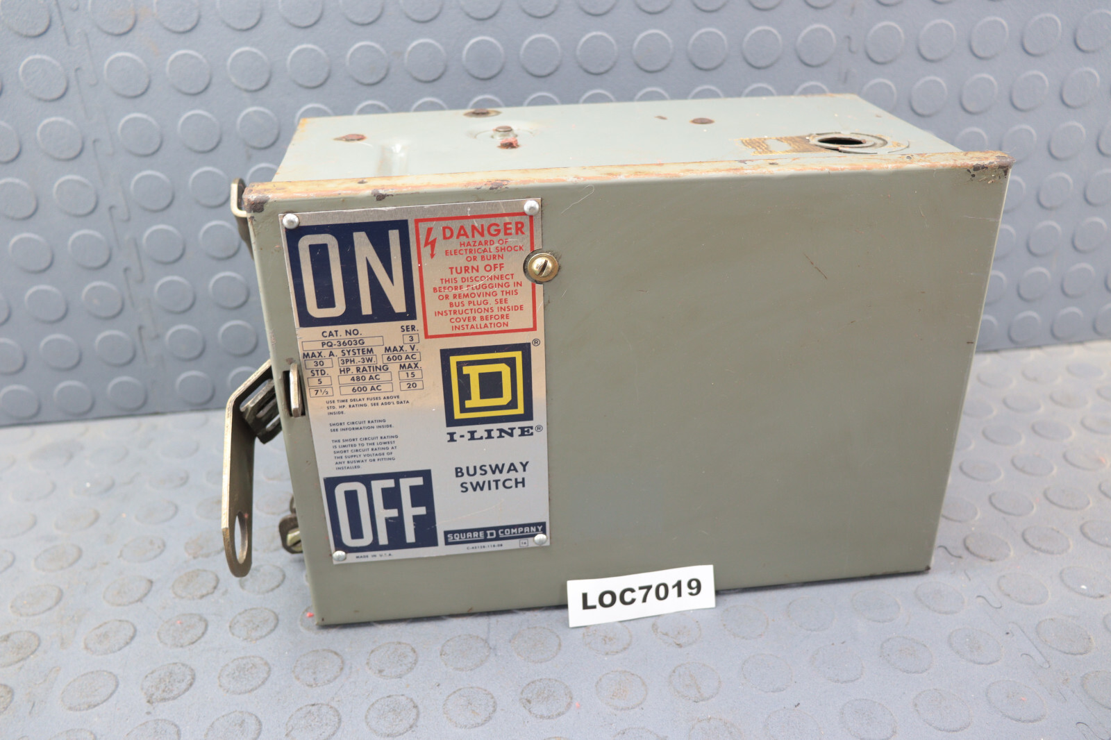 SQUARE D BUS PLUG PQ3603G I-LINE 30A 600V 3P 3PH 30AMP BUSWAY SWITCH LOC7019