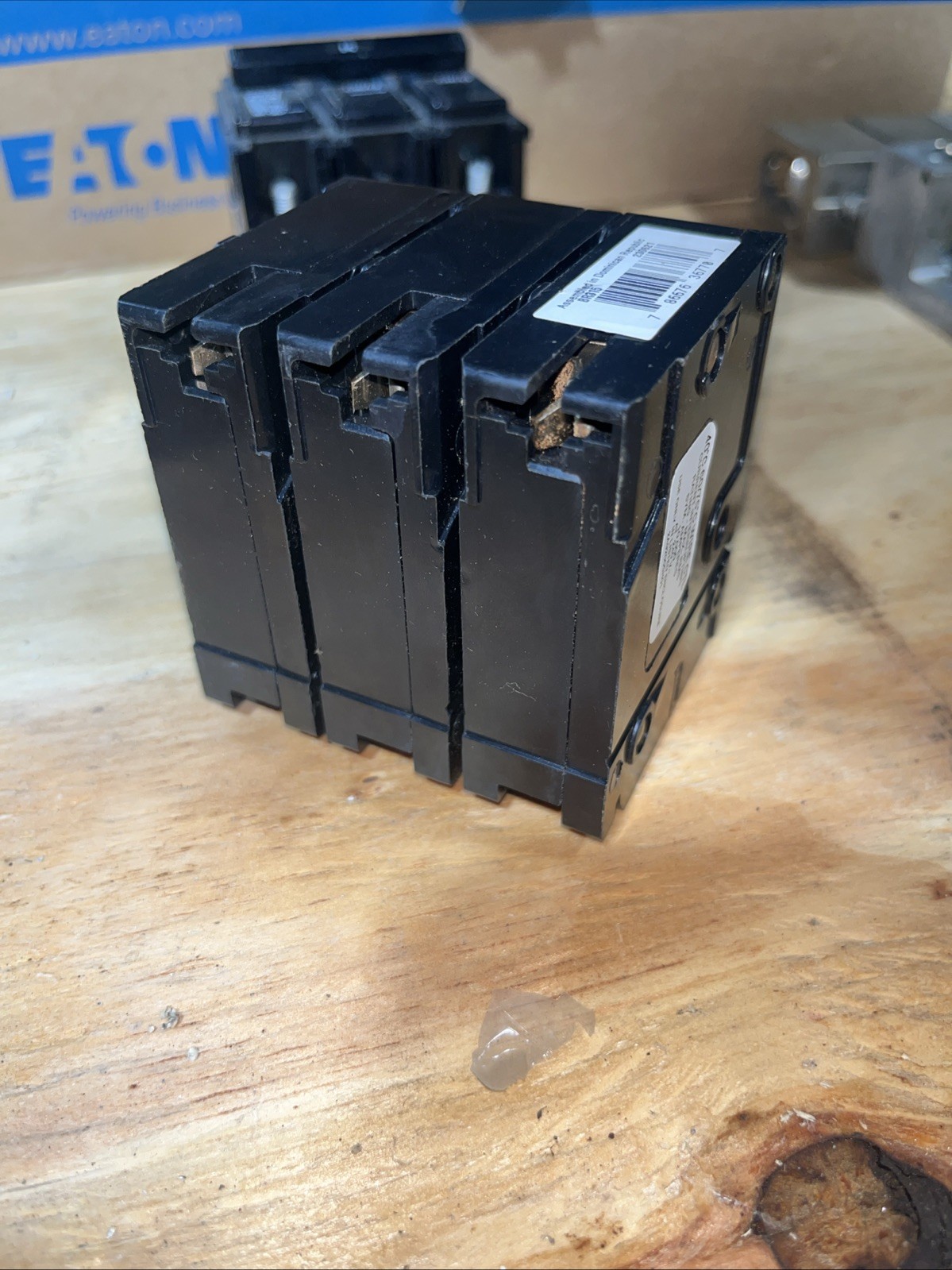 Eaton BR315 3 Pole Circuit Breaker – Black 120/240Volt 15 Amp C315 (1 Piece)