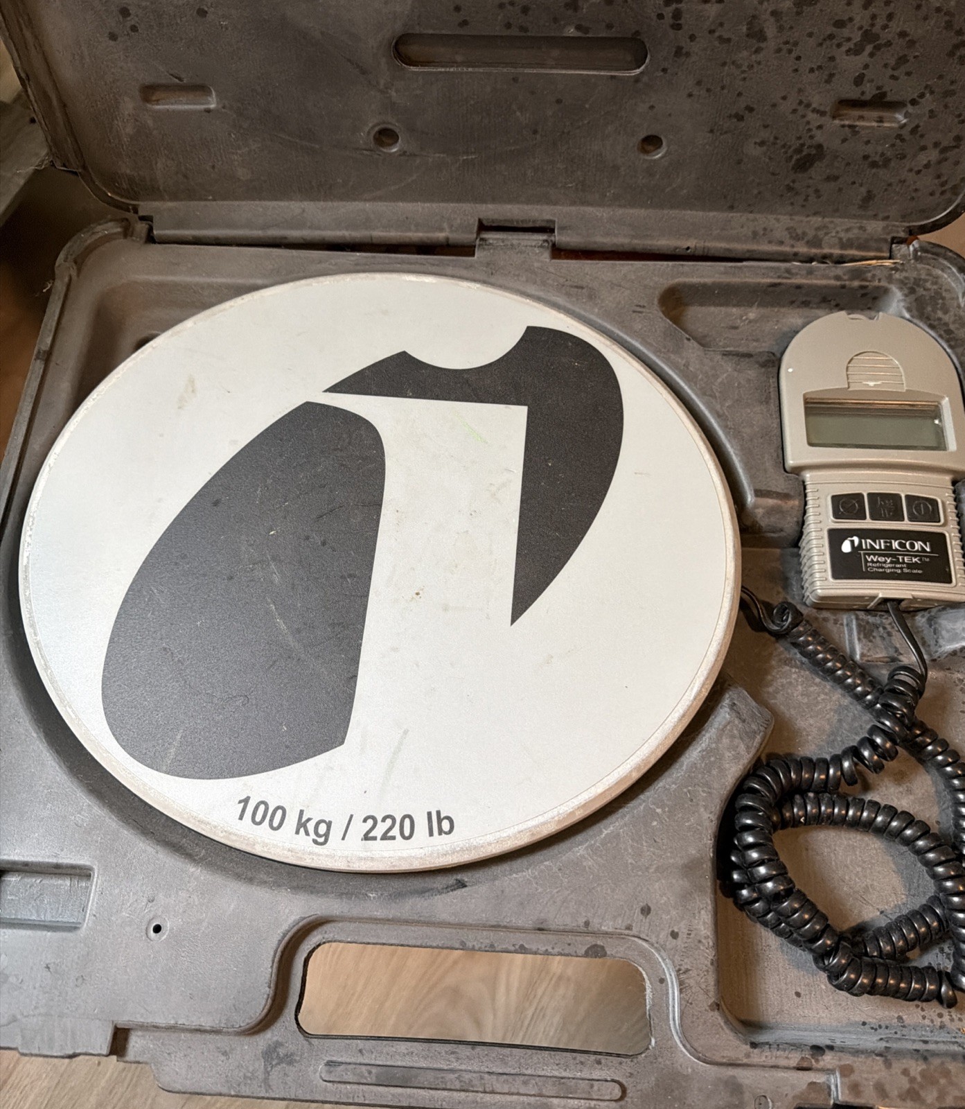 INFICON Wey-TEK Refrigerant Charging Scale 220 Lb Digital Black Case HVAC