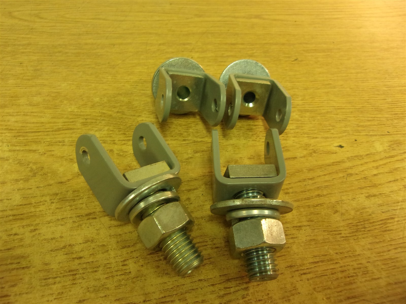Rear Shock Bracket Top Mount w/ Nut, Lot of 4 *FREE SHIPPING*