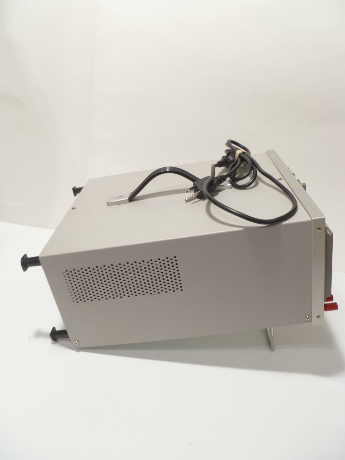 TENMA Model 72-320 Analog Oscilloscope Dual Channel READ!!!