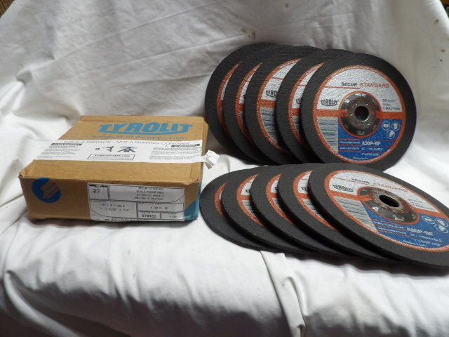 Tyrolit Steel Grinding Wheels 7″ x 5/32″ x 7/8″ A30 P-BF (Box of 10) Austria