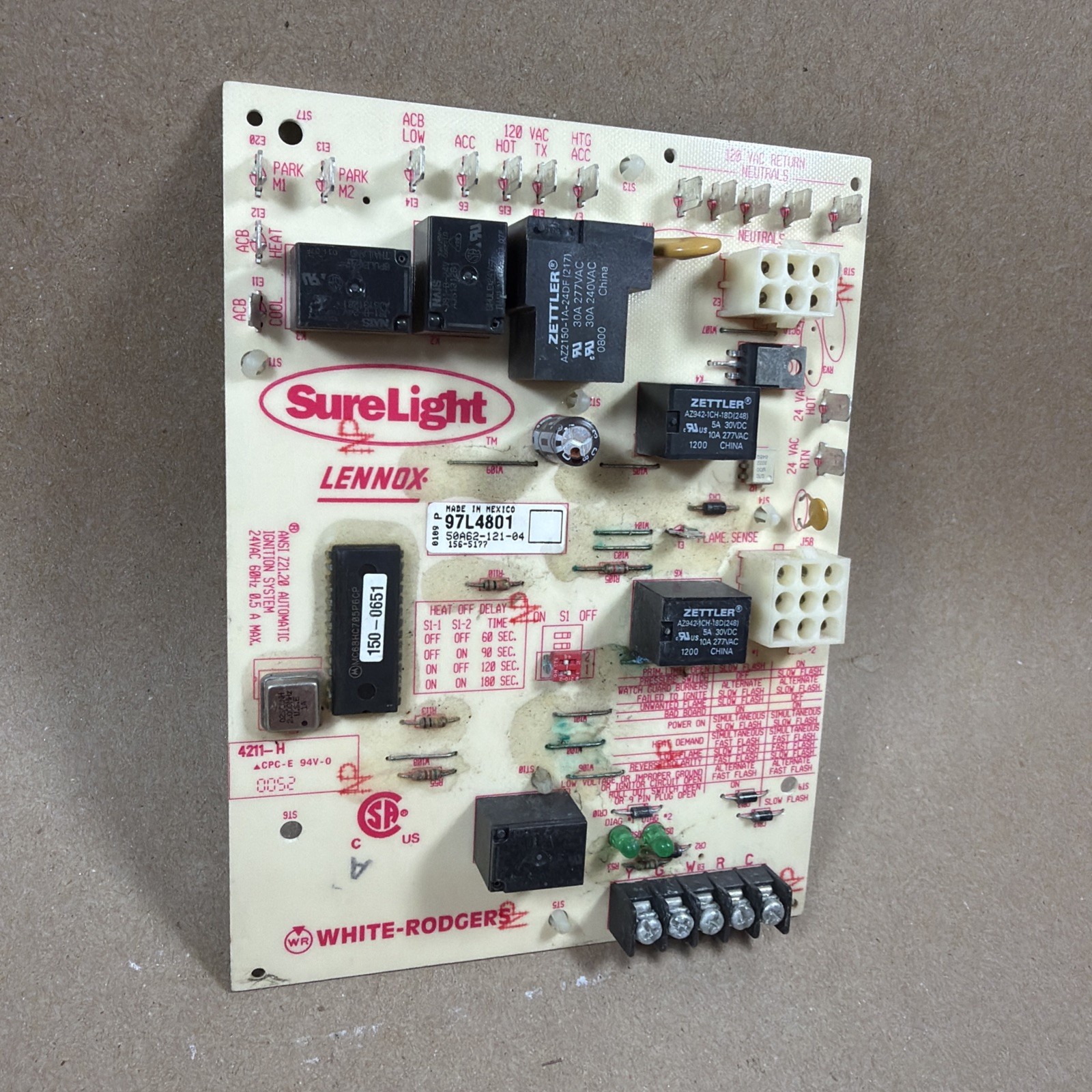 TESTED🔥 Lennox SureLight Control Board 97L4801 White Rodgers 50A62-121