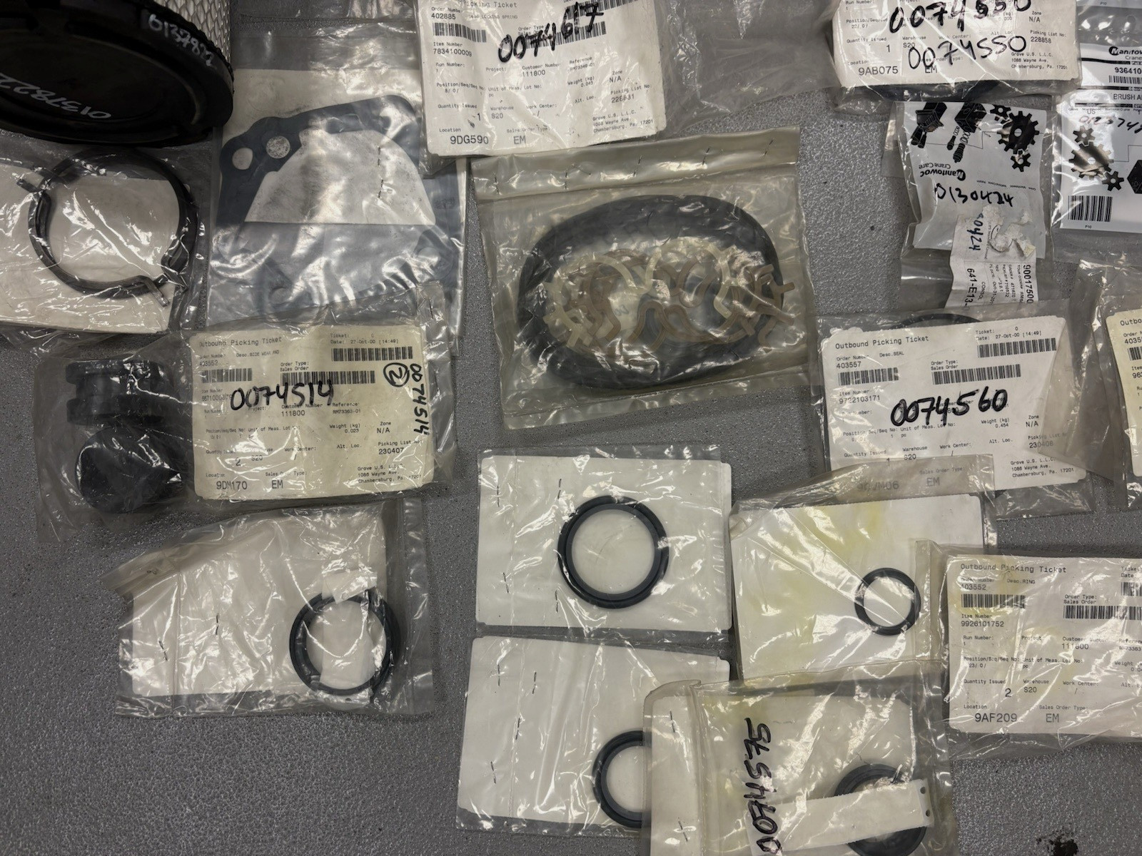 HUGE LOT OEM Manitowoc Grove CRANE WHOLESALE PARTS , FILTER, BRUSH ARM & MORE !