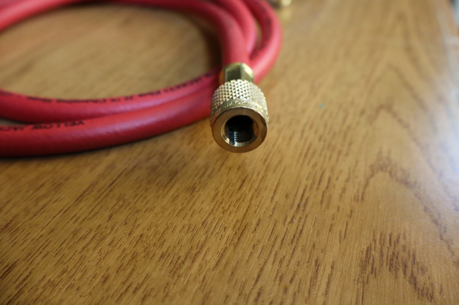 JB Industries Yellow Jacket Plus II Charging Hoses W/Valve 1/4″ 60″ Set of 3