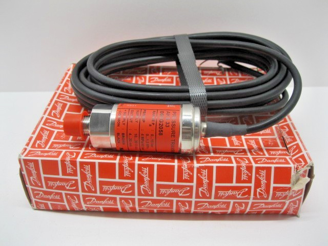 Danfoss Pressure Transmitter 060G2058 AKS 33 Made in Denmark New Open Box
