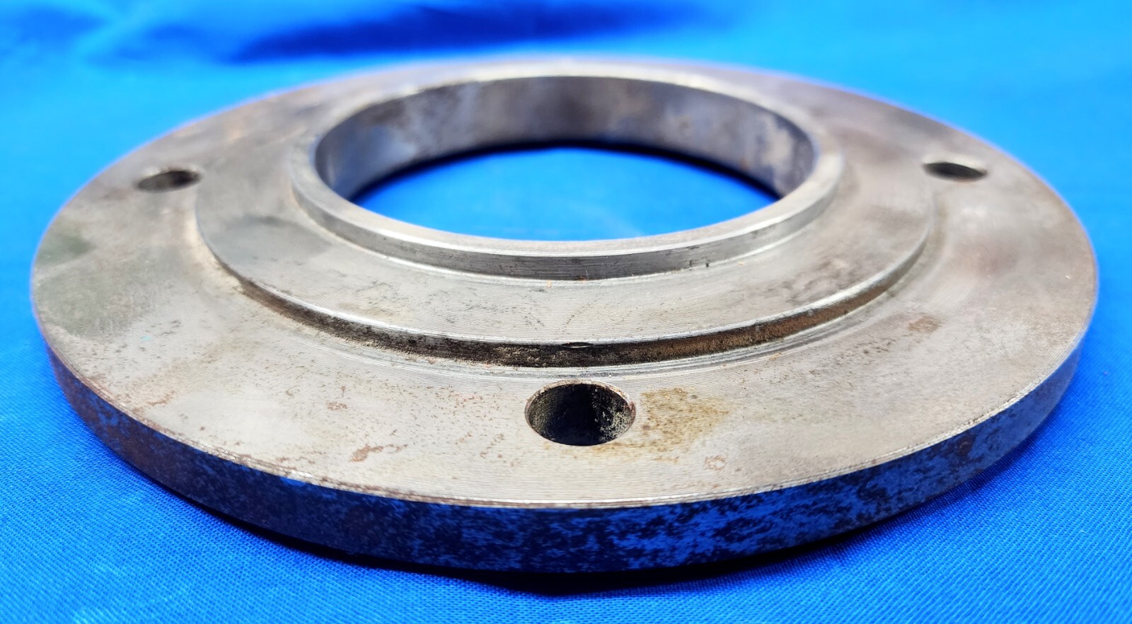WELD-ON FLANGE 3.5 IN. PIPE SIZE 4-HOLE 4.75 IN. SHOULDER DIAM 8 IN. DIAM