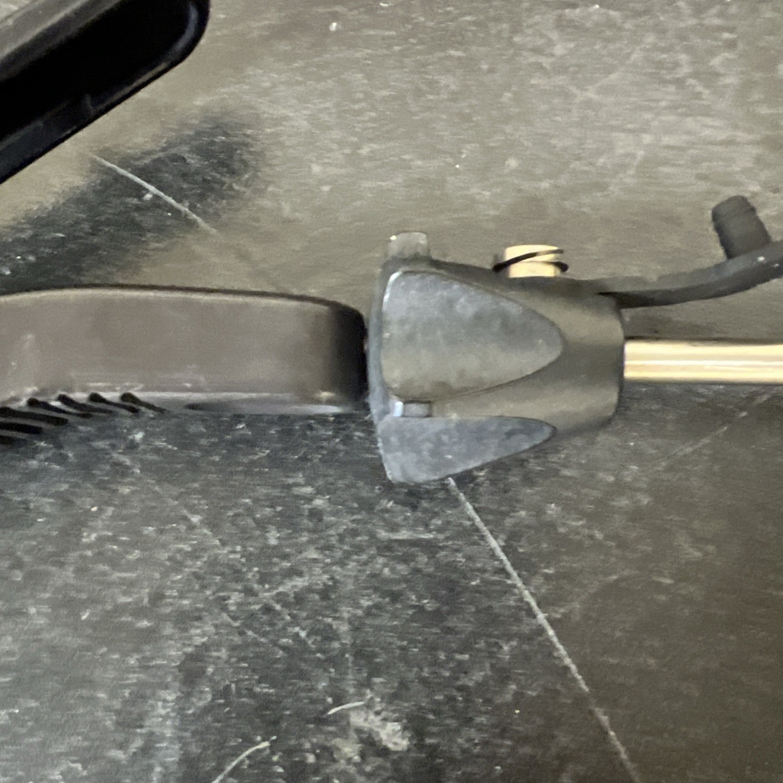 SNOWDEN PENCER NEEDLE HOLDER 90-8007