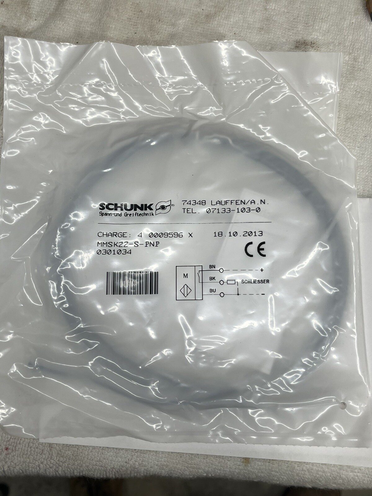 New Schunk Sensor 0301034. MMSK22-S-PNP (FRTOP)
