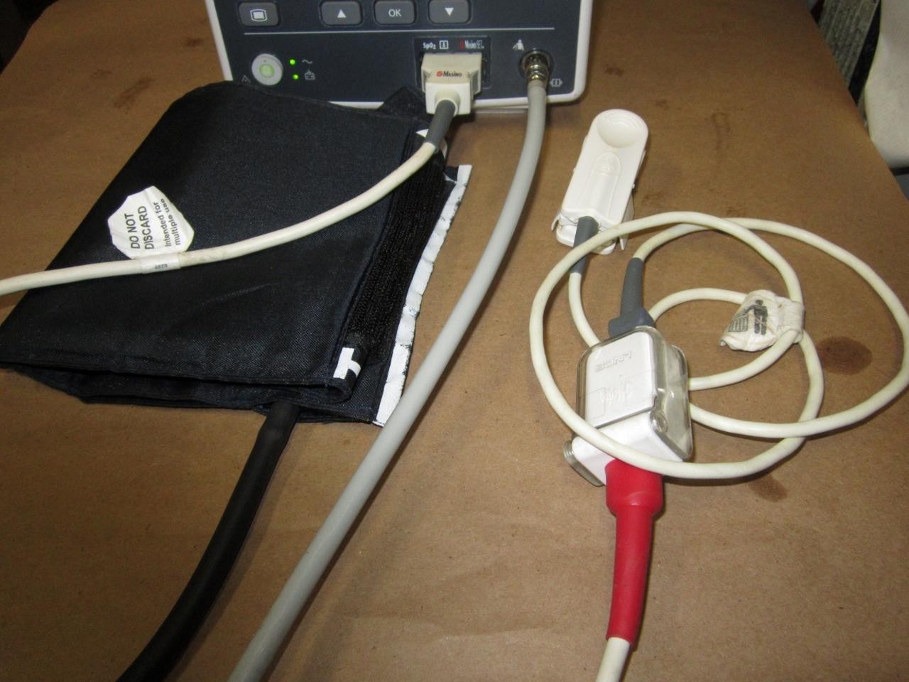 Mindray Accutorr V Patent Monitor masimo spo2 nibp printer recorder