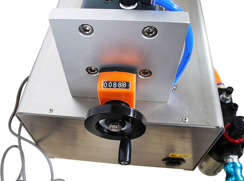 1000-5000ml Liquid / Pate Cream Filling Machine Pneumatic Filler 13gal Hopper