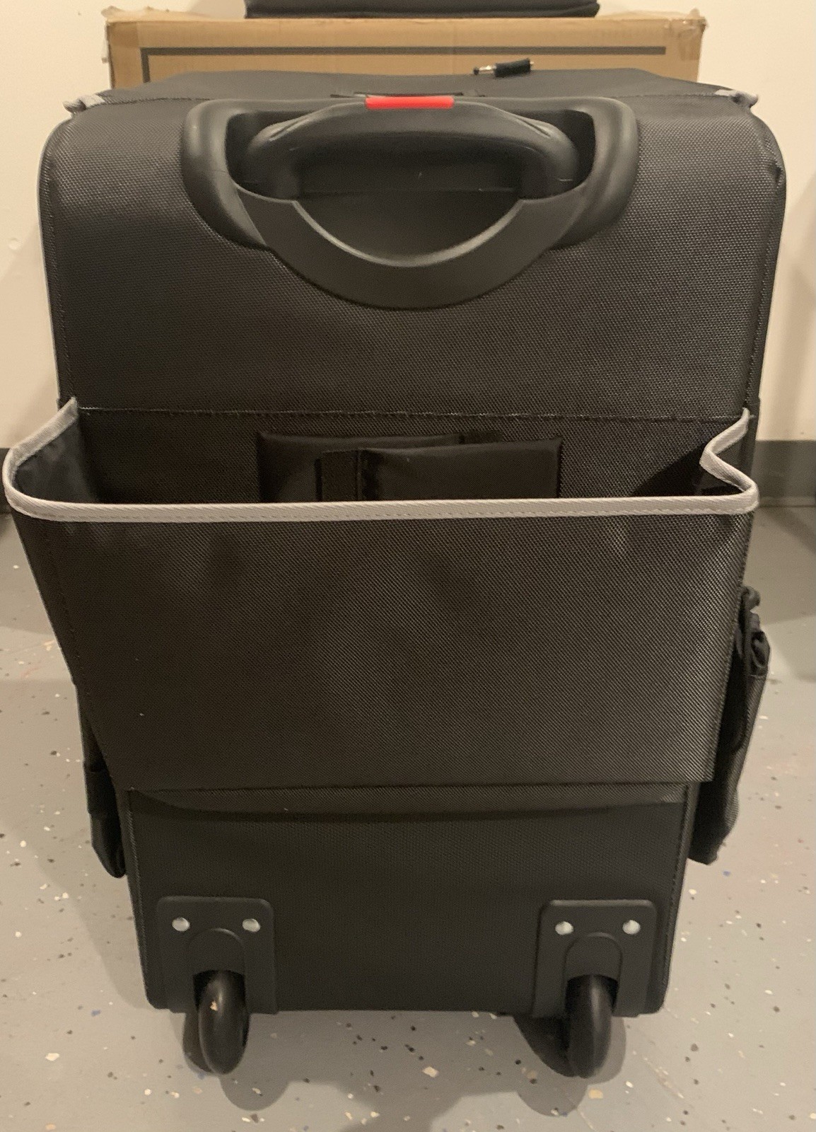 Rubbermaid Commercial Products Executive Series Quick Carts, Large, Dark Gray