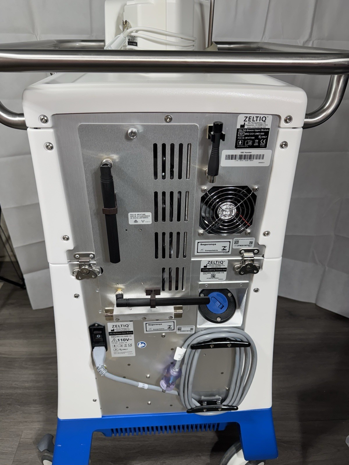 ZELTIQ CoolSculpting Control Unit BRZ-CG1-UMD-000 Cart Mounted Machine