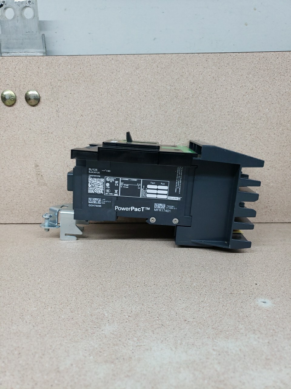 New take out Square D BJA36125 3 Pole 125 Amp 600 Vac PowerPact I-Line Breaker