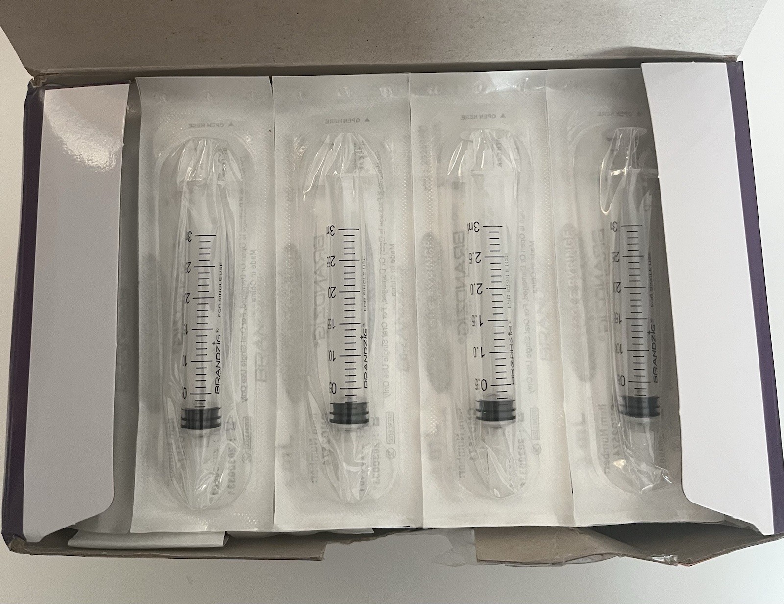 Brandzig Oral Syringe 3mL Luer Slip Tip w/Cap 100 Count Value Pack Damaged Box