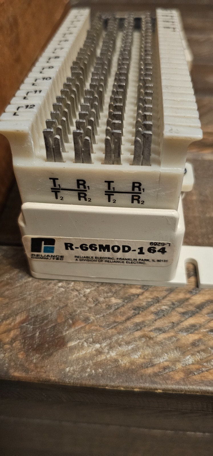 Reliance Comm Tec connecting block R-66Mod-164 – NOS