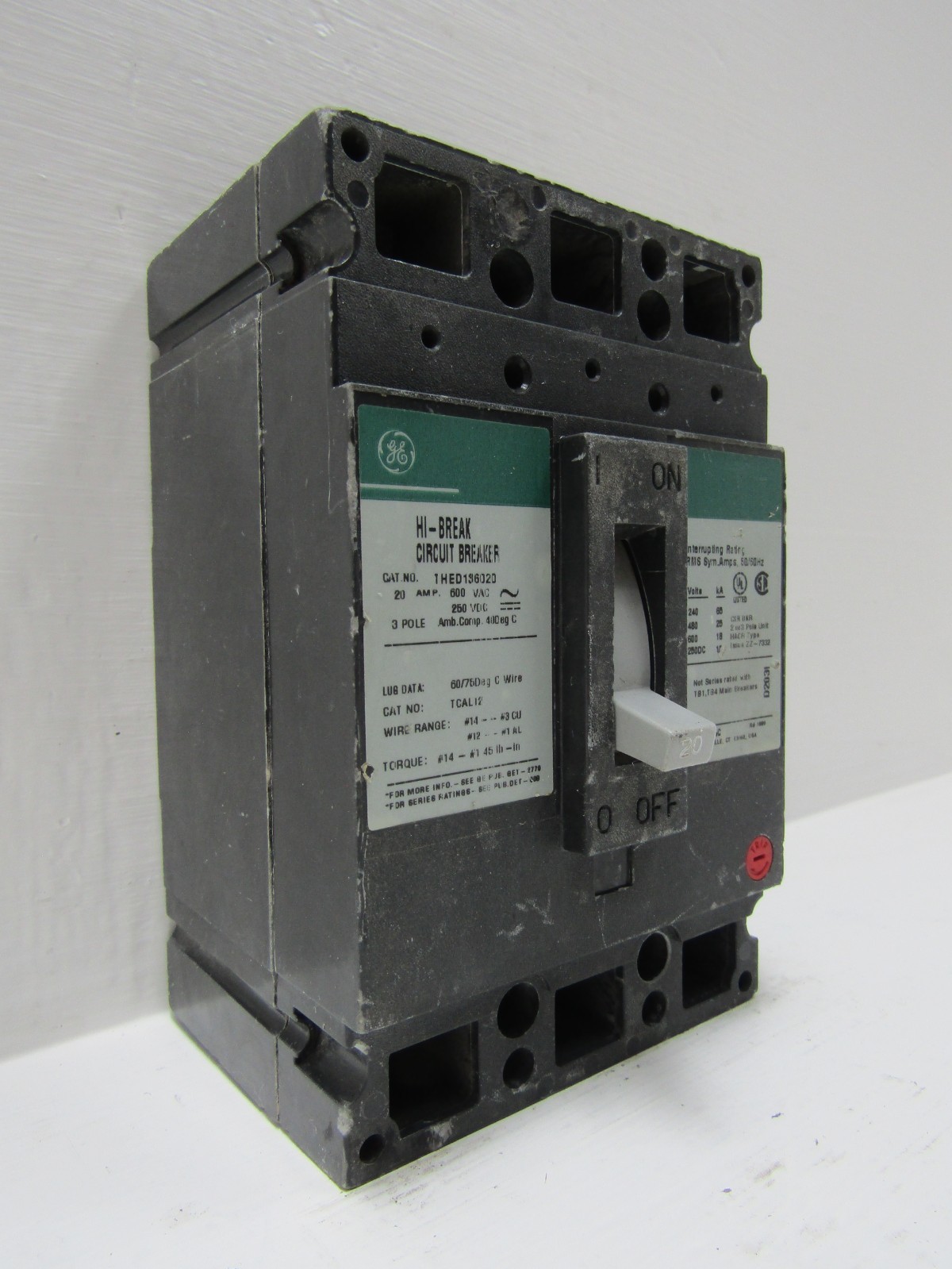 GE General Electric THED136020 20 Amp 600V 3-Pole Hi-Break Circuit Breaker 20A