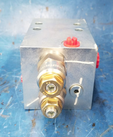 Eaton Vickers Hydraulic Lift Cylinder 631AA00136A Cartridge Valve 1PSC30F35S