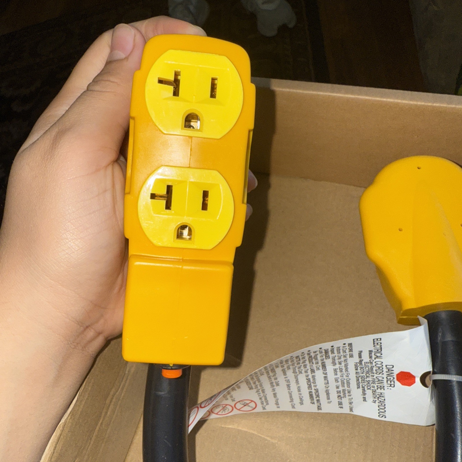 50A TO 20A Mecmo125V 2500W Power Supply Cord RV ADAPTER Generator BREAKER Plug
