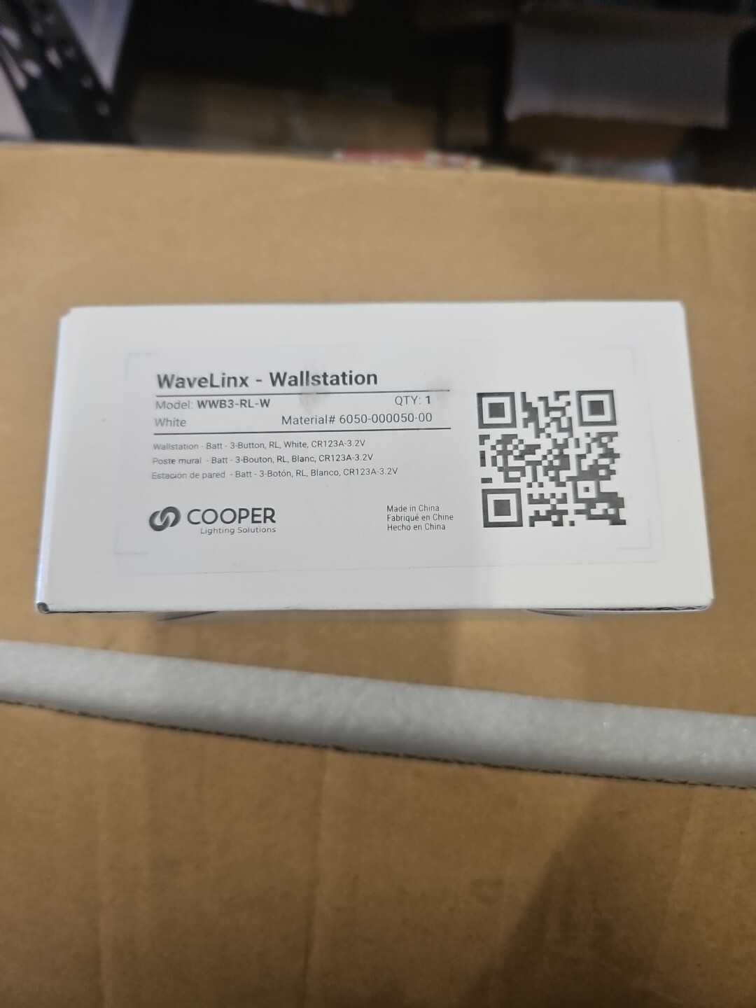 Cooper WaveLinx Wallstation Model: WWB3-RL-W Battery Powered