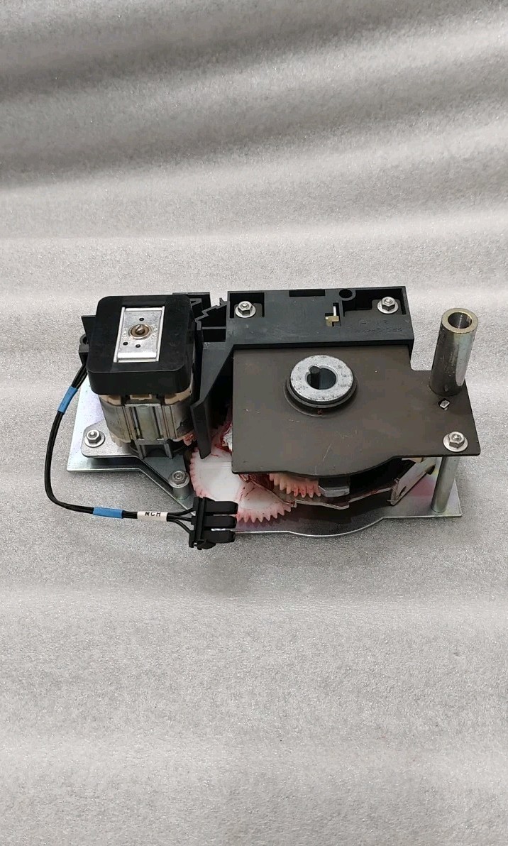 SCHNEIDER ELECTRIC MASTERPACT NW 47893 Gear Motor 100/125V (GHJ10624AA)