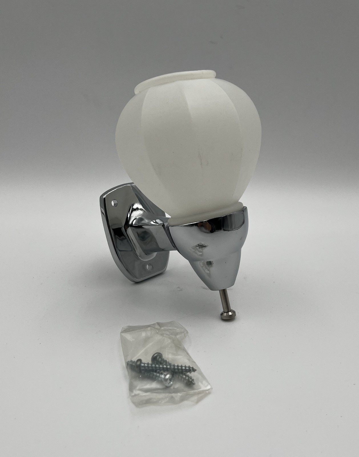 Bradley 640 Surface Mounted Bulb Liquid Soap Dispenser Chrome Plated 16 oz
