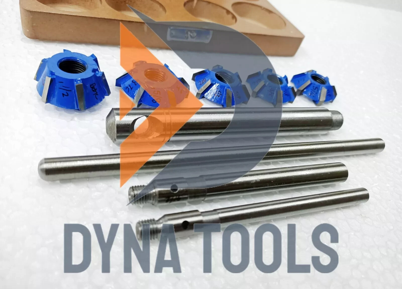 Valve Seat Cutter Kit Toyota – 1.5 in 45-60-30 degrees  1.2 in 45-60-30 degrees