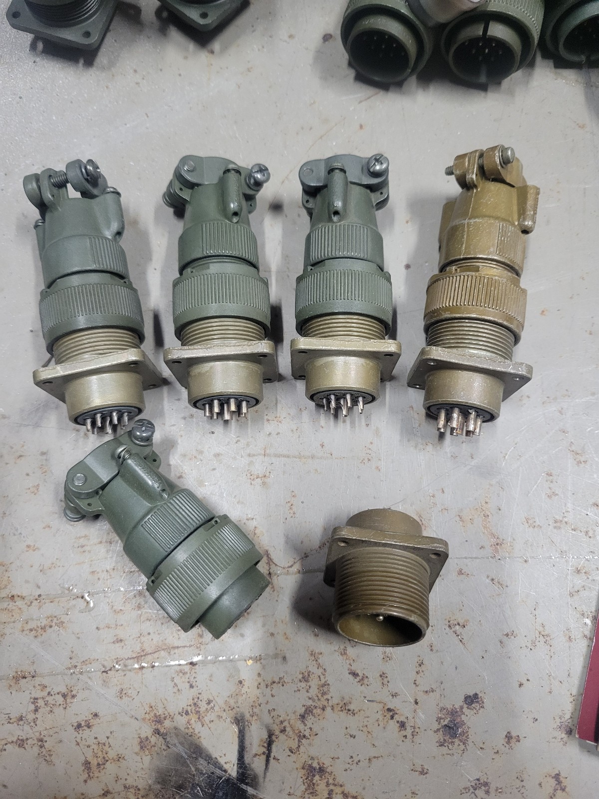 ITT CANNON 8 Pin Plug Connector Cannon G Mil. Spec Circular Connector LOT of 5