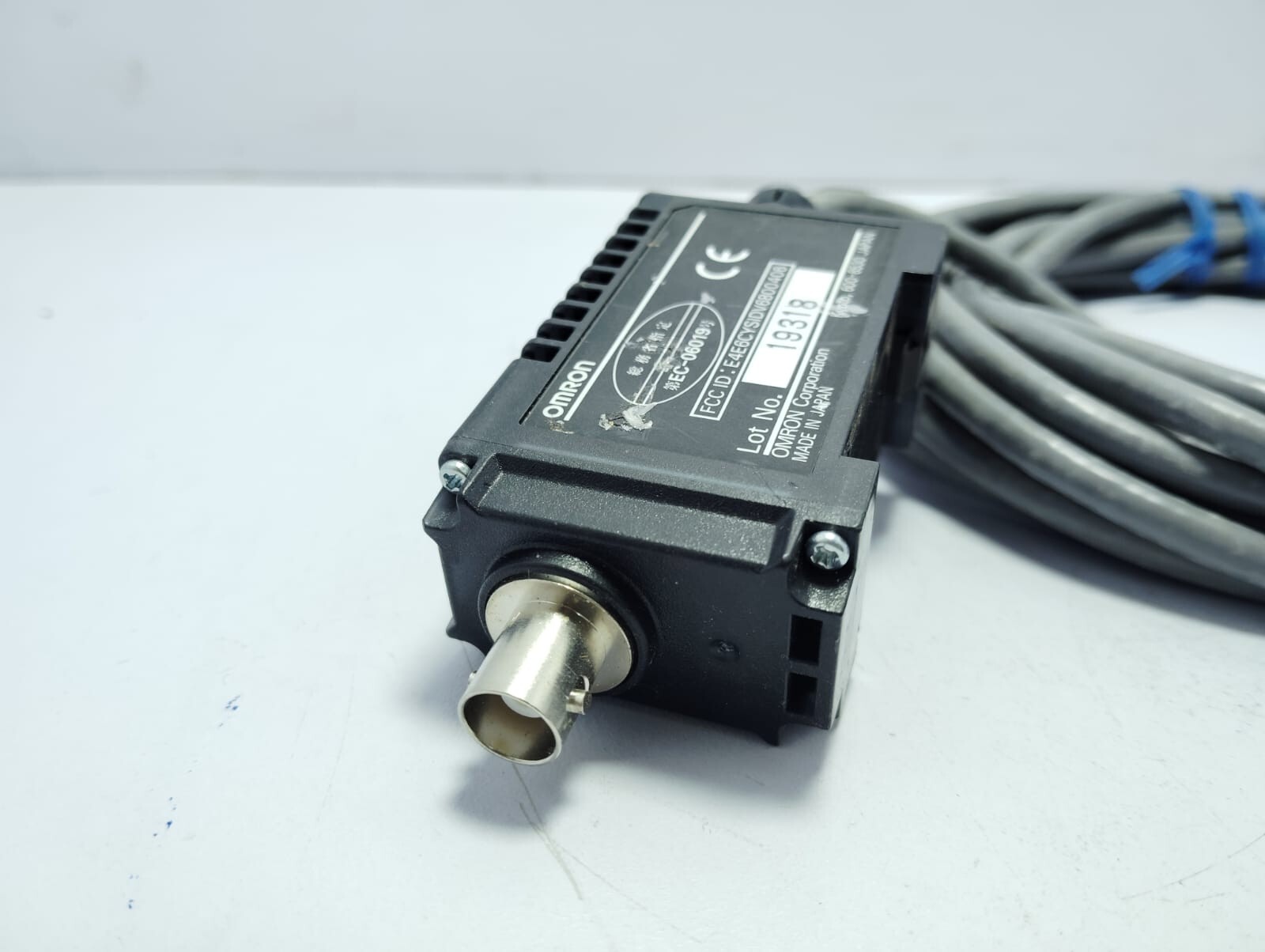Omron V680-HA63A 0.5M RFID Amplifier Unit