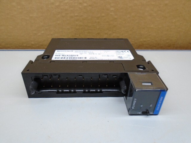 TC-OAH061 frn 1.9 Honeywell Analog Output TC-0AH06I W9